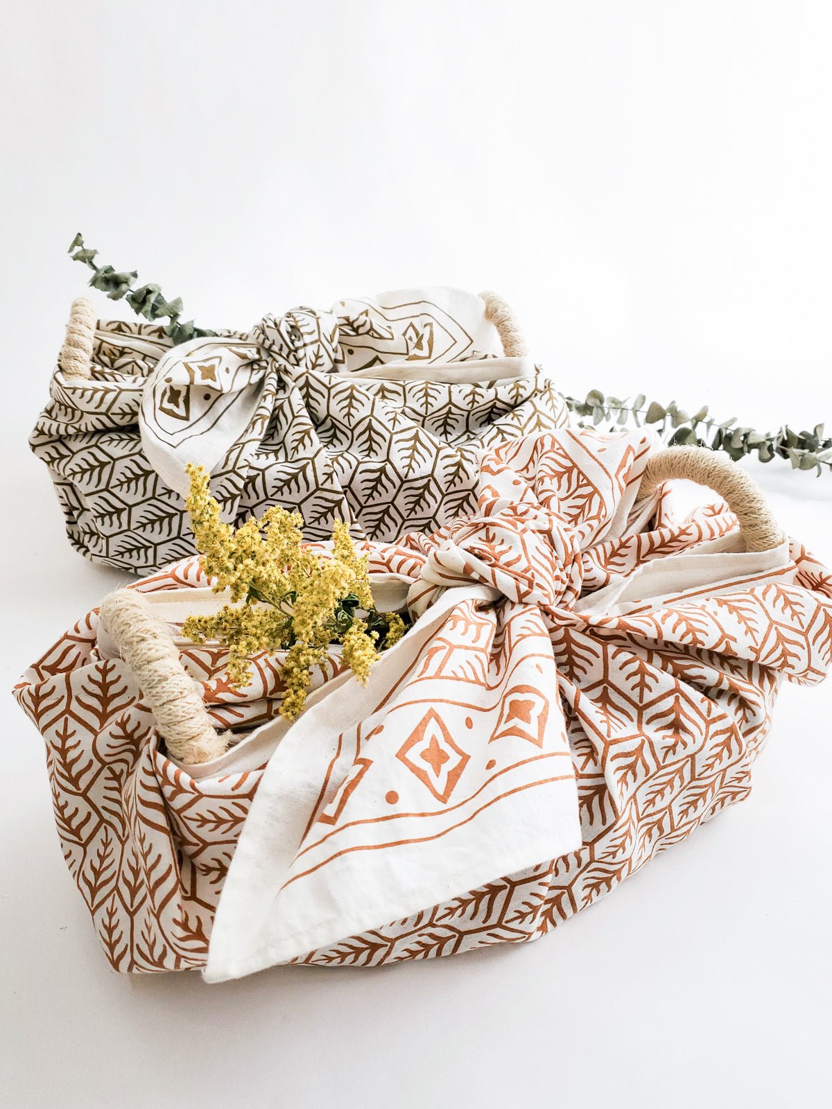 Bread Warmer & Basket Gift Set with Tea Towel - Flower - Freedom Ranch